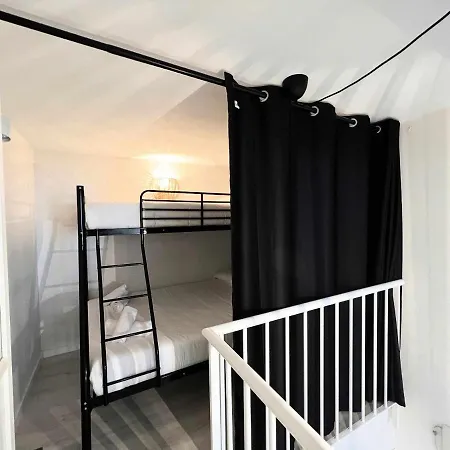 Apollo Project Coruna アパート ア・コルーニャ