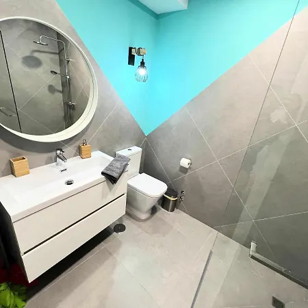 アパート Apollo Project Coruna