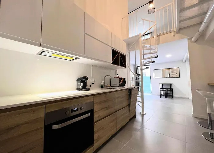 Apollo Project Coruna * A Coruña