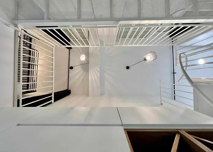 Apollo Project Coruna * A Coruña